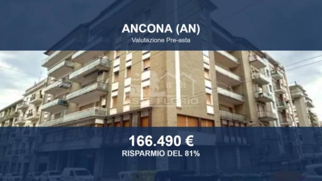 Immobile in asta di 380 m² in vendita a Ancona