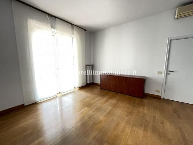 AFFITTO UFFICIO - CENTRO BERGAMO - Foto 9