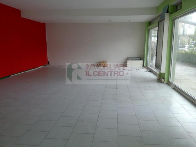 Fondo commerciale di 300 mq. su 2 livelli - Foto 4