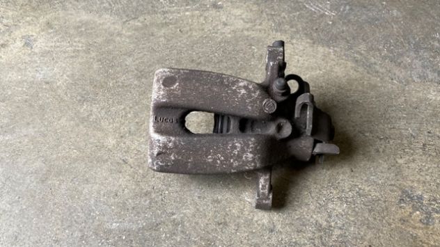 Pinza freno posteriore SX Fiat 500 del 2010
