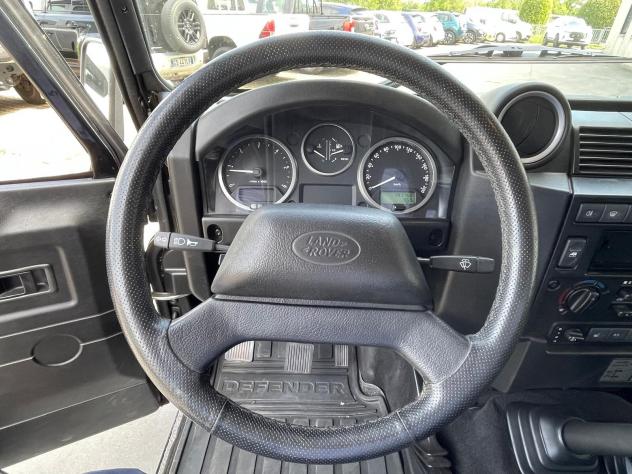 Land Rover Defender 90 2.4 TD4 Station Wagon - Foto 10