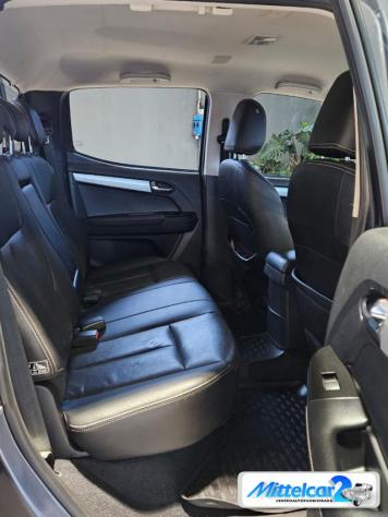 ISUZU D-Max 1.9 Crew Cab Quasar A/T 4WD Clima rif. 23338690 - Foto 10
