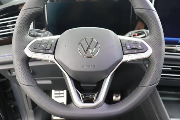 VOLKSWAGEN Tiguan 2.0 TDI 193 CV DSG 4MOTION R-Line Plus Tett&Gancio rif. 22741316 - Foto 9
