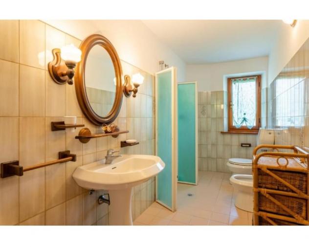 Casa semindipendente in vendita a Castelnuovo di Garfagnana 225 mq Rif: 1166194 - Foto 9