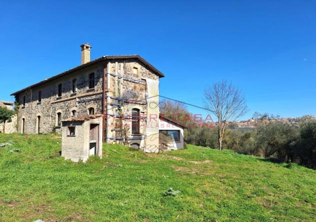 Orvieto - Vendesi casale con annessi nelle immediate vicinanze di Orvieto con vista sulla rupe. - Foto 2