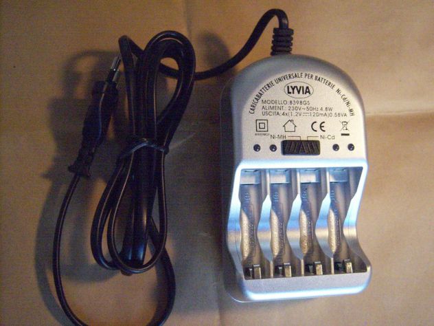 CARICA BATTERIE universale LYVIA 8398GS - Foto 2