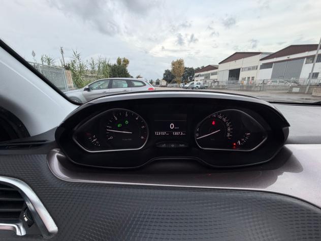Peugeot 2008 1.4 HDi 68CV Active - Foto 10