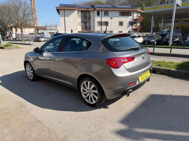 ALFA ROMEO - Giulietta - 2.0 JTDm-2 150 CV Distinctive #UNICOPROPRIETARIO - Foto 6