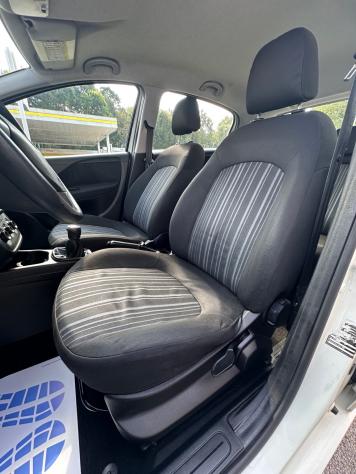 Fiat Punto 1.3 mjt Active s&s 75cv 5p - Foto 9