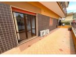 APPARTAMENTO USO UFFICIO - PIAZZA BERGAMO - MONDRAGONE - RIF.V3143