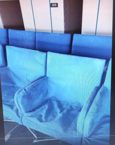 VENDITA ATTREZZATURA RISTORAZIONE: POLTRONCINE BLU CON DETTAGLI IN LEGNO E BASE - Foto 3