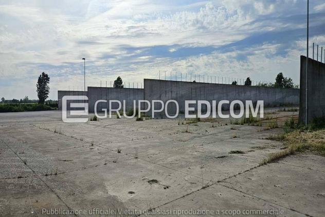 Terreno di 30488 mq in vendita a Granze - Rif. 4557579