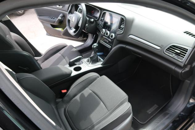 Renault Megane Sporter Blue dCi 115 CV Business N1 - Foto 9