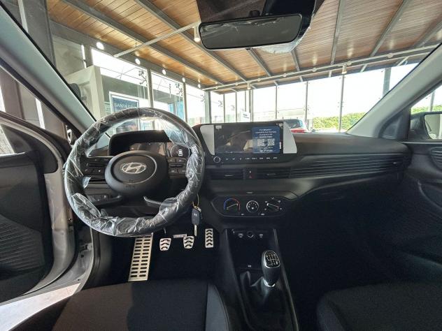 Hyundai Bayon 1.0 TGDI 90cv Business TUA A 15.990.00€ - Foto 10