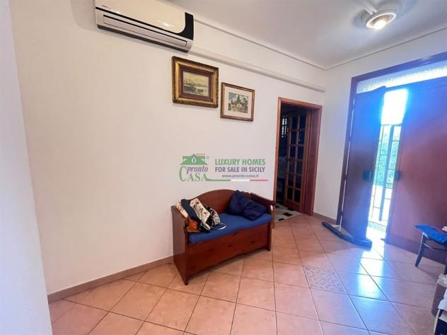 Rif: 2557 - Villetta indipendente con ampio giardino, garage e pertinenze – Contrada Deserto, Comiso - Foto 10
