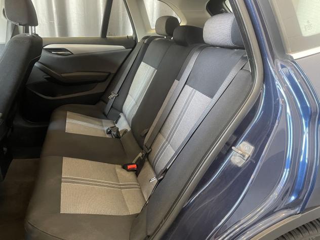BMW X1 xDrive 18d - Foto 9