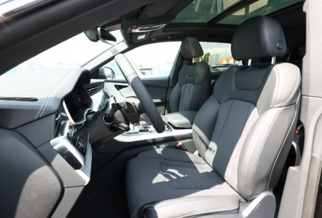 Audi Q8 50 TDI 286 CV quattro tiptronic 2S line Fari Laser Cerchi 22 - Foto 8