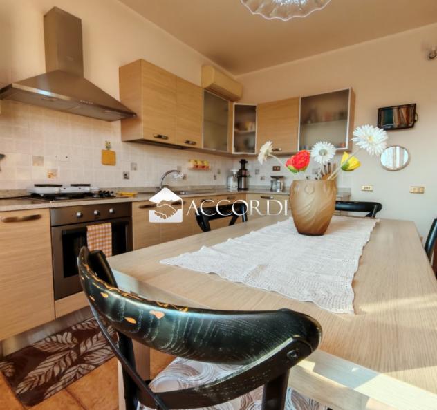 APPARTAMENTO di 7 vani e di 157 mq (SAN GIORGIO DELLE PERTICHE) rif. BL111 - Foto 15