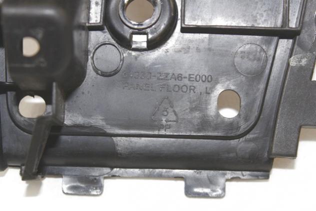 KAWASAKI J 300 34028Y002933 PEDANA SINISTRA 17 - 21 LEFT FOOTBOARD 64330ZZA6E000 CON GRAFFI - Foto 3