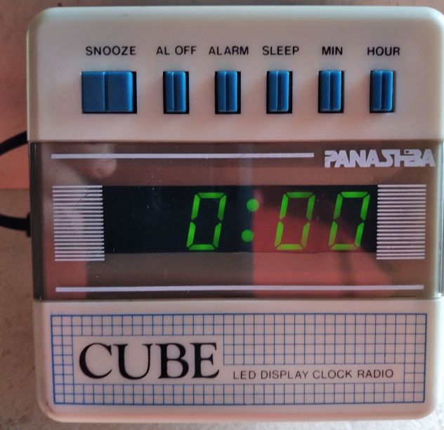 radio cubo con orologio PANASHBA per ricambi - Foto 4