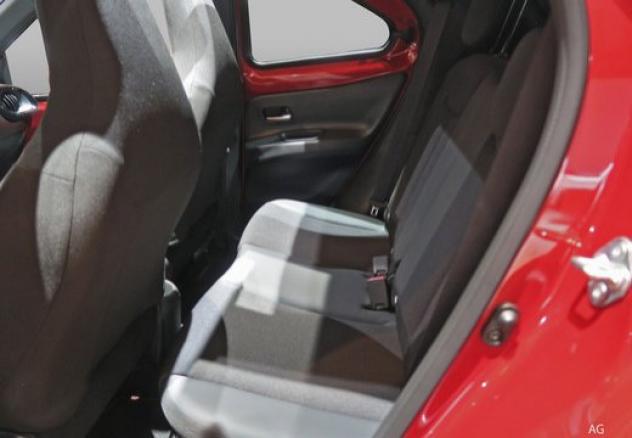 Toyota Aygo X 1.0 Active 72cv s-cvt - Foto 10