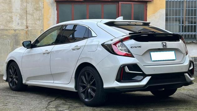 Honda Civic 1.0T 5 porte Elegance Navi * cinghia sostituita * - Foto 4