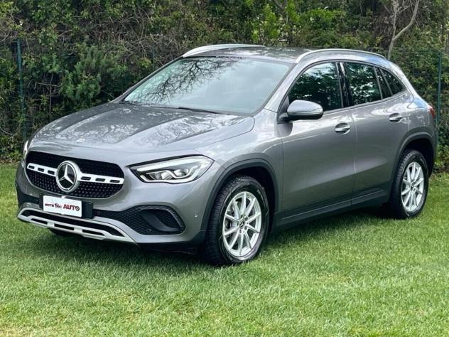 Mercedes-Benz GLA 180d Aut. Business Extra - Foto 9