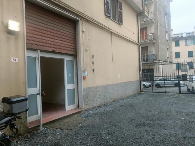 Capannone / Fondo in affitto a Genova - Foto 5