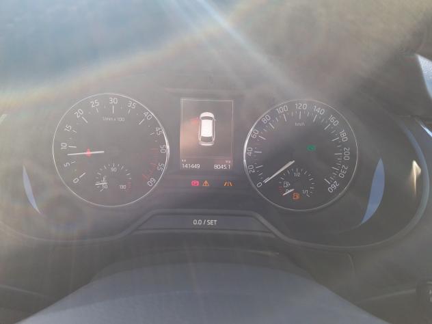 Škoda Octavia 2.0 TDI CR 150cv DSG Style - Foto 10