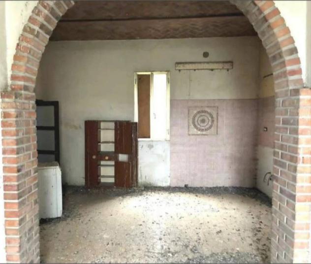 Immobile in asta di 451 m² con più di 5 locali in vendita a Jolanda di Savoia - Foto 5