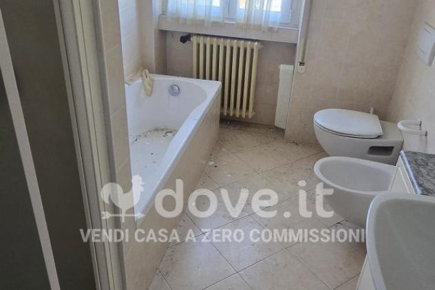 Appartamento di 150 m² con 4 locali e box auto in vendita a Laveno-Mombello - Foto 16