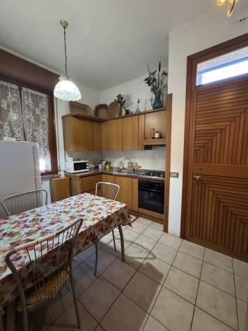 Suzzara vendesi casa indipendente 6 vani 230 Mq - Foto 3