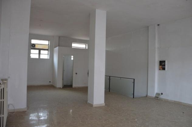 Immobile di 120 m² con 1 locale in affitto a Gallarate - Foto 10