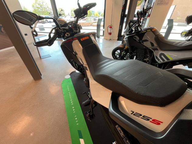 Benelli BKX 125 S BKX 125 S - SUPER PROMO - Foto 6