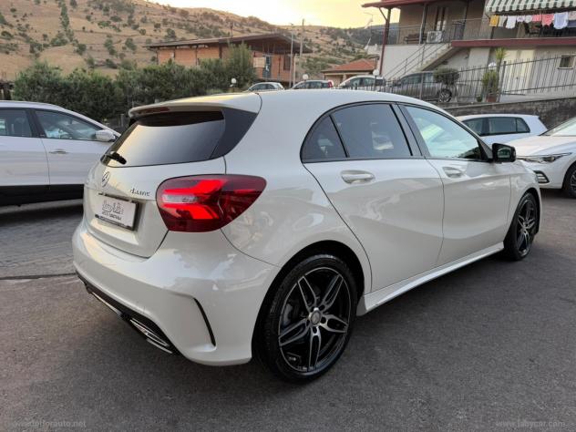MERCEDES-BENZ A 200 d Automatic 4Matic Premium - Foto 5