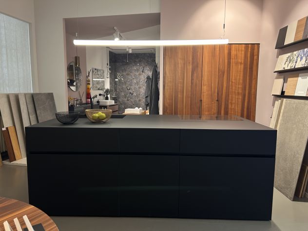 Cucina di design con isola + Elettromestici