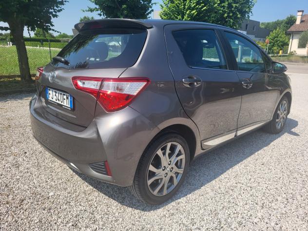 Toyota Yaris 1.0 5 porte Lounge - Foto 4