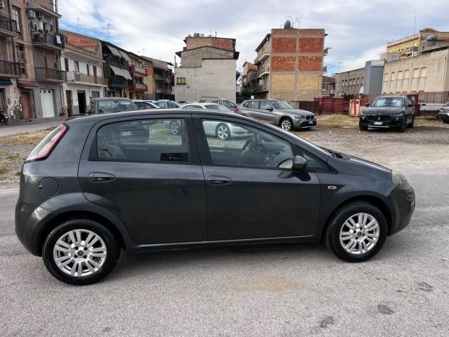 Fiat Grande Punto Easy 2013 1.2 benzina superaccessoriata - Foto 5
