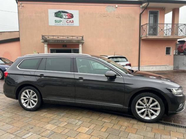 VOLKSWAGEN Passat Variant 2.0 TDI SCR EVO DSG Business rif. 22021473 - Foto 2