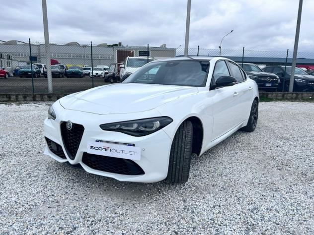 Alfa Romeo Giulia 2023 2.2 t Competizione Q4 210cv auto