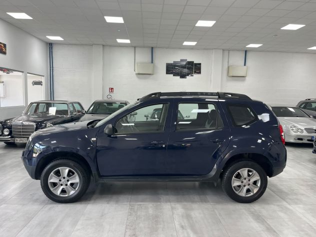 Dacia Duster 1.6 Laureate 4x2 - Foto 8
