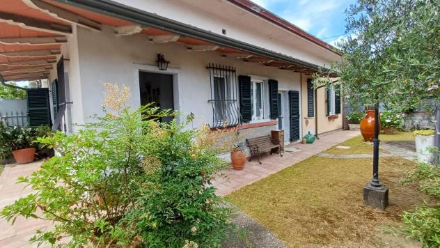 Casa semindipendente in vendita a Ricortola - Massa 100 mq Rif: 1272372