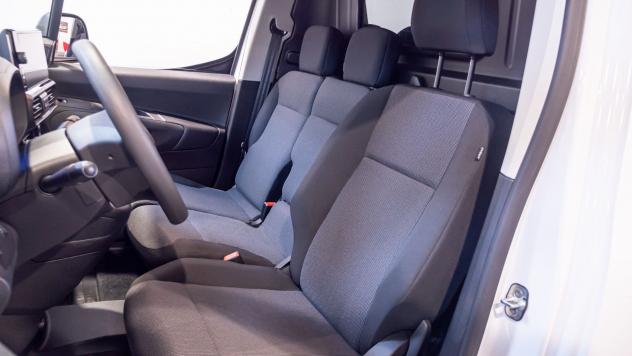 Toyota Proace City 1.5D 130 CV PL Comfort - Foto 4