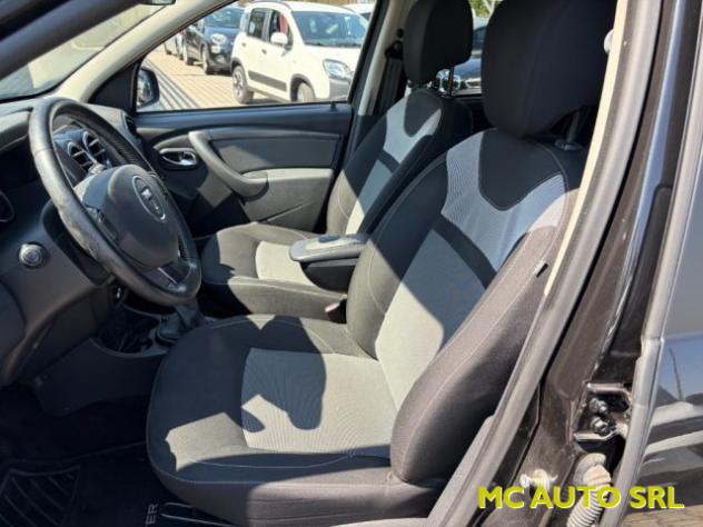 DACIA Duster 1.5 dCi 110CV Start&Stop 4x2 Serie Lim. Black Shad rif. 23981240 - Foto 7