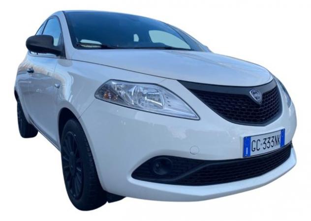 LANCIA Ypsilon 1.2 69 CV 5 porte GPL Ecochic Gold rif. 23353072