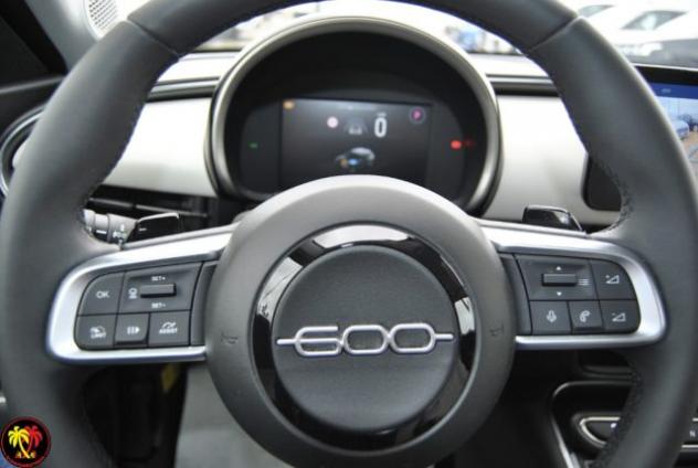 FIAT 600 Hybrid 100 CV DCT MHEV La Prima DCT rif. 23647854 - Foto 6