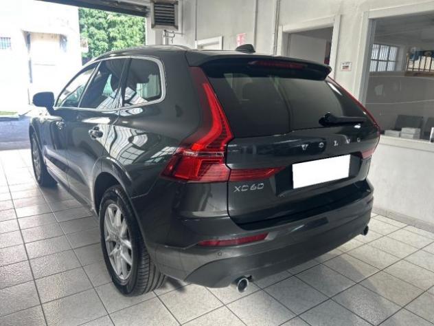 VOLVO XC60 B4 (d) AWD Geartronic Momentum Pro rif. 23713085 - Foto 4