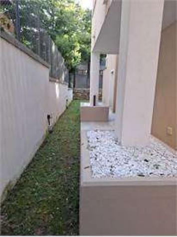 V001732 - APPARTAMENTO GRANDE CON GIARDINO SENZA BARRIERE - Foto 4