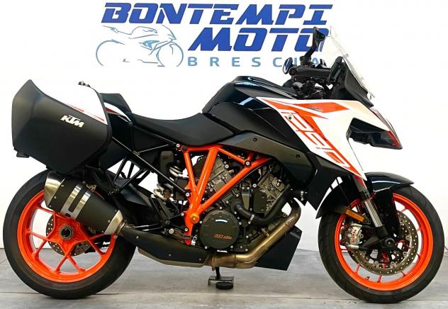 KTM 1290 Super Duke GT null