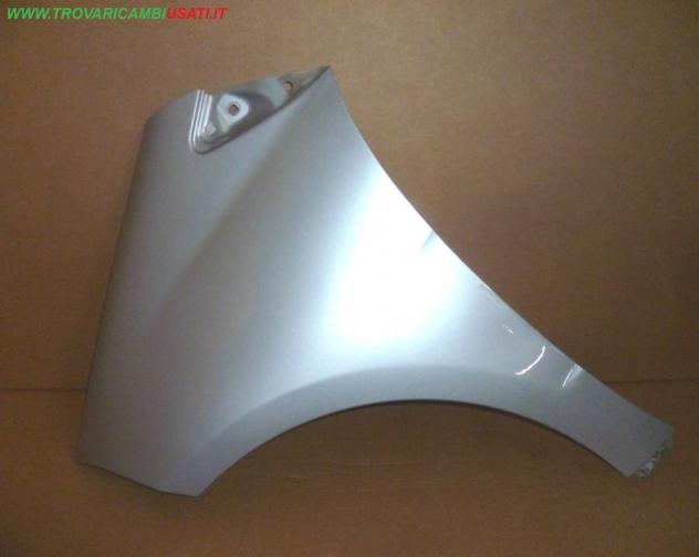 PARAFANGO ANT.S. ARGENTO MERCEDES Classe A (W169/C169) 999-U58303 Carrozzeria  Lamierati esterni  Fiancate  Parafango ant. MERCEDES - Classe A - 01-10